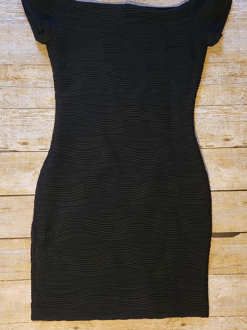 Hot Gal Black Textured Wave Mini Dress